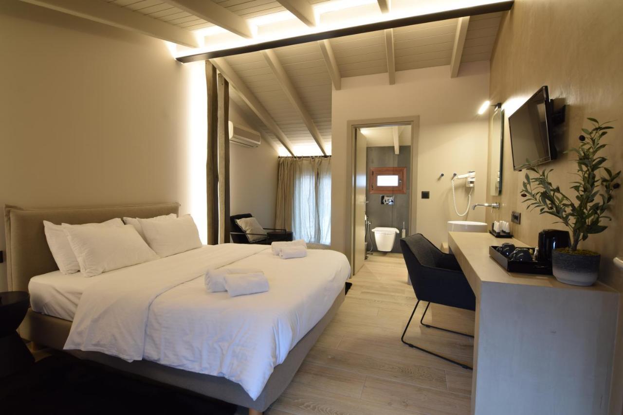 Anesis Hotel Kalavryta Buitenkant foto
