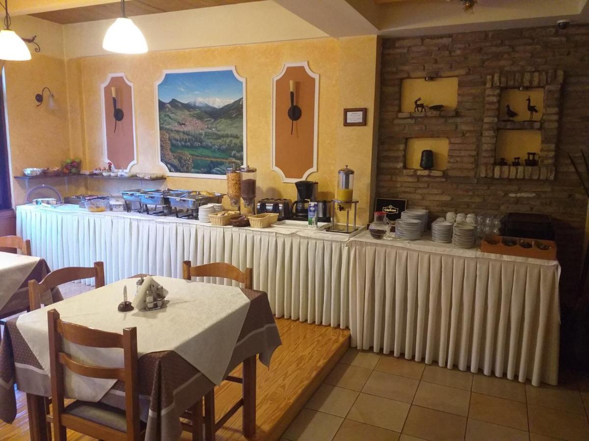 Anesis Hotel Kalavryta Buitenkant foto